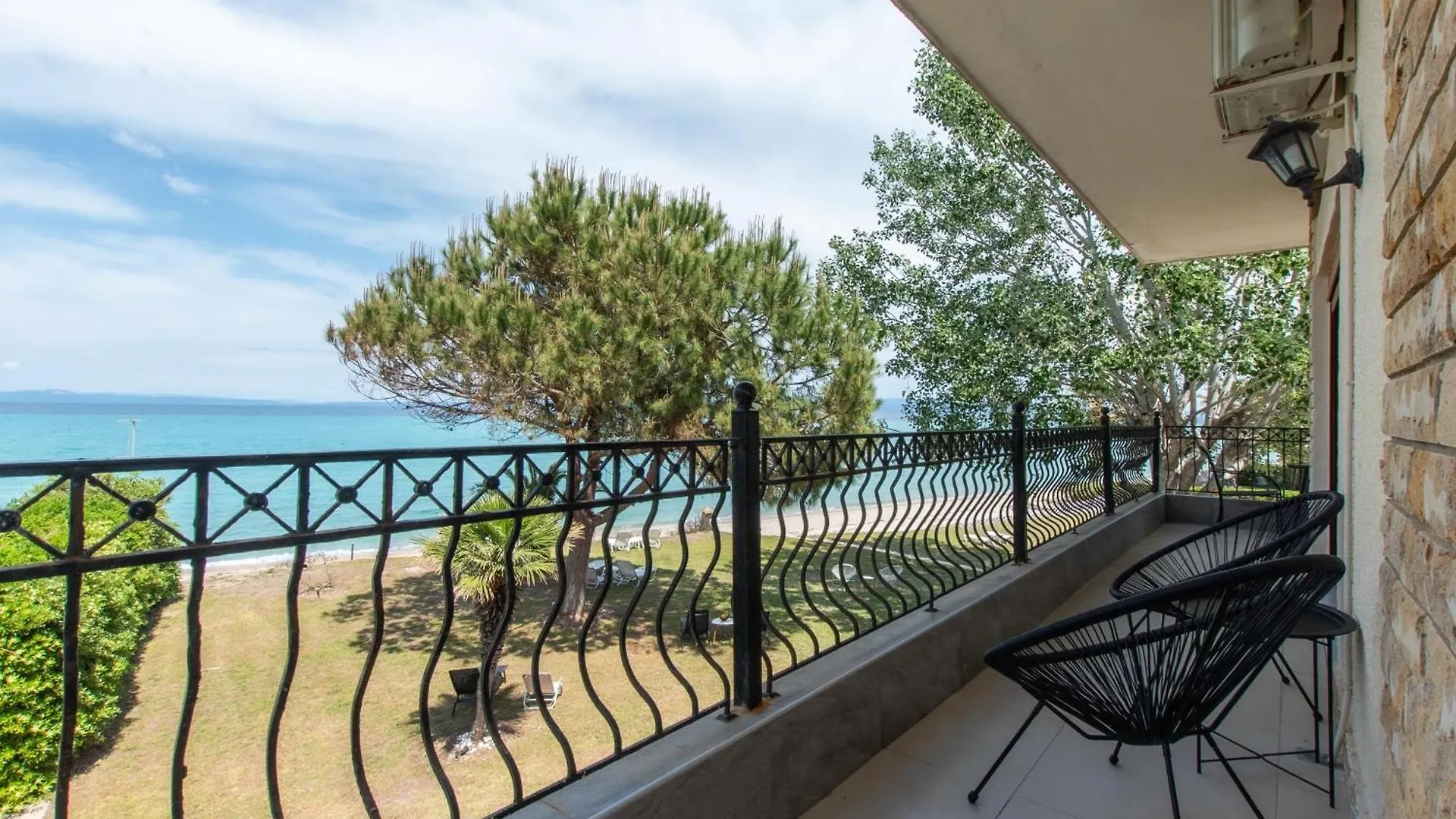 Akti Hanioti Seafront Apartment 2